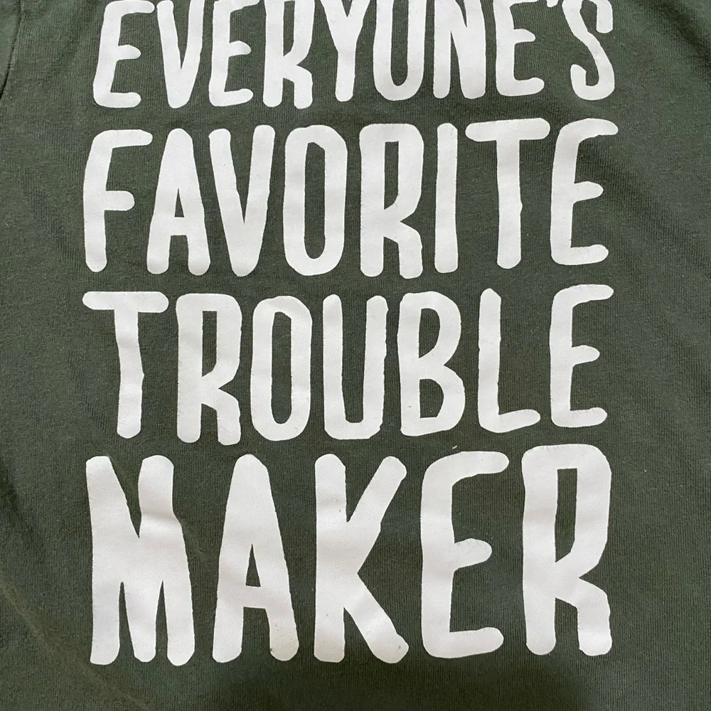 The Children’s Place t-shirt size 12-18 month